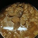 やまじゅう - 三日目の煮込み　大分煮汁の色が濃くなった