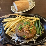 NewYork Grill&Cafe SYOCA - 短角牛のふんわりハンバーグ（180g）（2024年1月20日撮影）