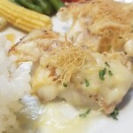 キッチン ブルー グローブ - 更にカダイフを乗せて