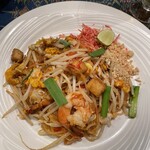 ティーヌン 青山店 - 