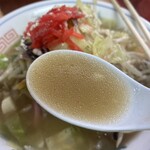 長崎亭 - スープはあっさり系