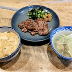 Shodai Gyuu Tan Akabee - 麦とろ定食