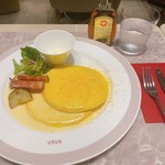 cafe VAVA - ミモレットパンケーキ¥1800単品