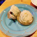 活海老バル orb - 海老ニラ焼売　¥550