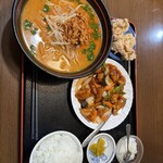 台湾料理 八福 - 