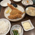 巣鴨ときわ食堂 - 