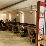 To chou - 店内