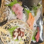 東陽町七厘家 - 海鮮5品。脂ものってえ肉厚で美味しかった。