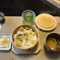 とうふ屋うかい 鷺沼店 - 
