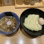 頑者 - つけめん小盛　900円
            味玉　100円