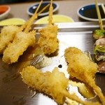 秋吉 - 串カツは油切れ悪し！