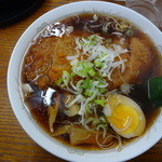 ラーメンふたご屋 - カツラーメン醤油　800円