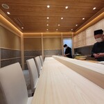 KIWAMI - 美しい白木のカウンター