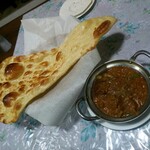 The Kitchen&CAFE - ビーフブナ、プレーンナン