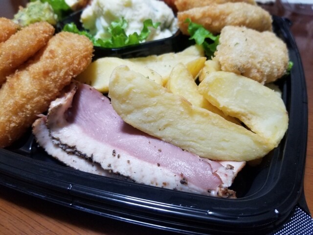 馳走菜 釧路昭和店 - 新富士（惣菜・デリ）の写真