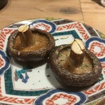 炭火焼き リリー - 肉厚焼き椎茸　390