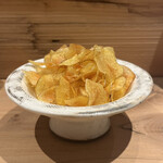 炭火焼き リリー - お通しポテチ