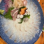 浜料理 侍 - 板長おまかせ刺身(ヒラメ刺し)