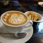 サクラ - カフェラテ