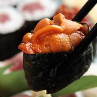 【寿司】采用新鲜食材，由工匠制作而成