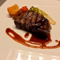 グリロジー バー＆グリル - 