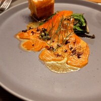 グリロジー バー＆グリル - 