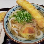 丸亀製麺 - 天ぷらをトッピング