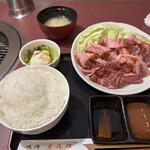 ヤキニク ユウカリ - ハラミ定食