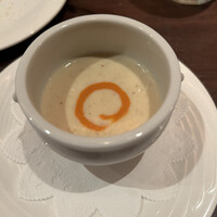 フレンチレストラン ホンダ - 中々こう言うスープ飲む機会ないですわな フレンチレストラン ホンダ - 中々こう言うスープ飲む機会ないですわな