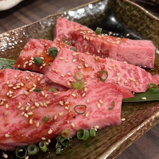 虎壱精肉店 - 料理写真: