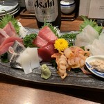 飲み食い処　海賊船 - お刺身盛り合わせ