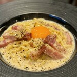 炭火肉とワインのお店 ニカイノニクヤ - 