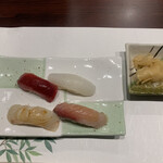 Kyou To Sushi Momonoki - 