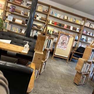 CAFE木と本_2