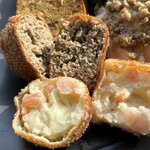 코사지소우자이텐 - 겨울의 멘치카츠 & 새우 레몬 크림 크로켓을 잘라보았습니다 (◍ ´꒳` ◍)b