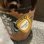 スターバックス コーヒー - アーモンドミルク入り⟡.·*.