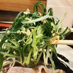 大阪麺哲 - 何か色々、にゅ～～ん！