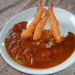 アルル - エビフライカレー￥1058（ごはん大盛り自由）他にもカツカレー¥９５０．牛すじカレー￥500。あります。