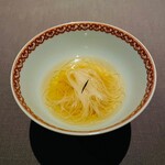 茶禅華 - 岩茶奇蘭（岩茶奇蘭と言うお茶を用いた素麺）