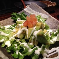 神楽坂 てっぱんや - アボカドの和え物