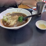 中国手打拉麺 馬賊 - 担々麺。