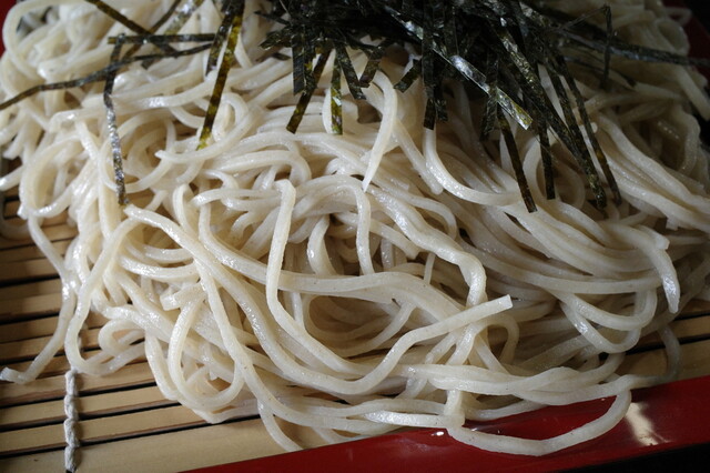 石筵（いしむしろ） - 川桁（そば）の写真