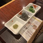 Hanaya Yohei - 鶏ごぼう釜飯
