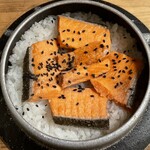 Nitorigin - 鮭釜飯
