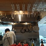 イタリア食堂FUKUMOTO - カウンターからの景色