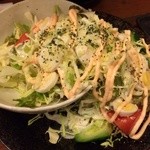 Hachijuu En Yakitori Semmon No Bunaga - シーザーサラダからも分かるように、バカ盛り料理も同店のウリの一つです(・∀・`)