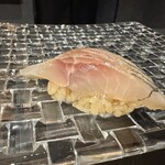 赤坂 鮨大谷 - 淡路島産 極み鯵の昆布〆