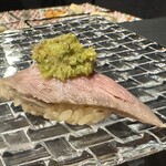 赤坂 鮨大谷 - 黒毛和牛カイノミと万願寺唐辛子の土佐和え肉寿司