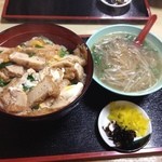 福栄食堂 - 衣笠丼540円&スープ60円