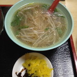 福栄食堂 - 細もやしたっぷり